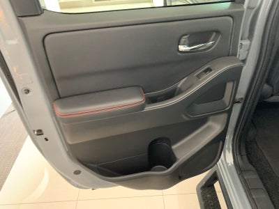 2025 Nissan FRONTIER 4P PRO-4X V63.8 AUT 4X4