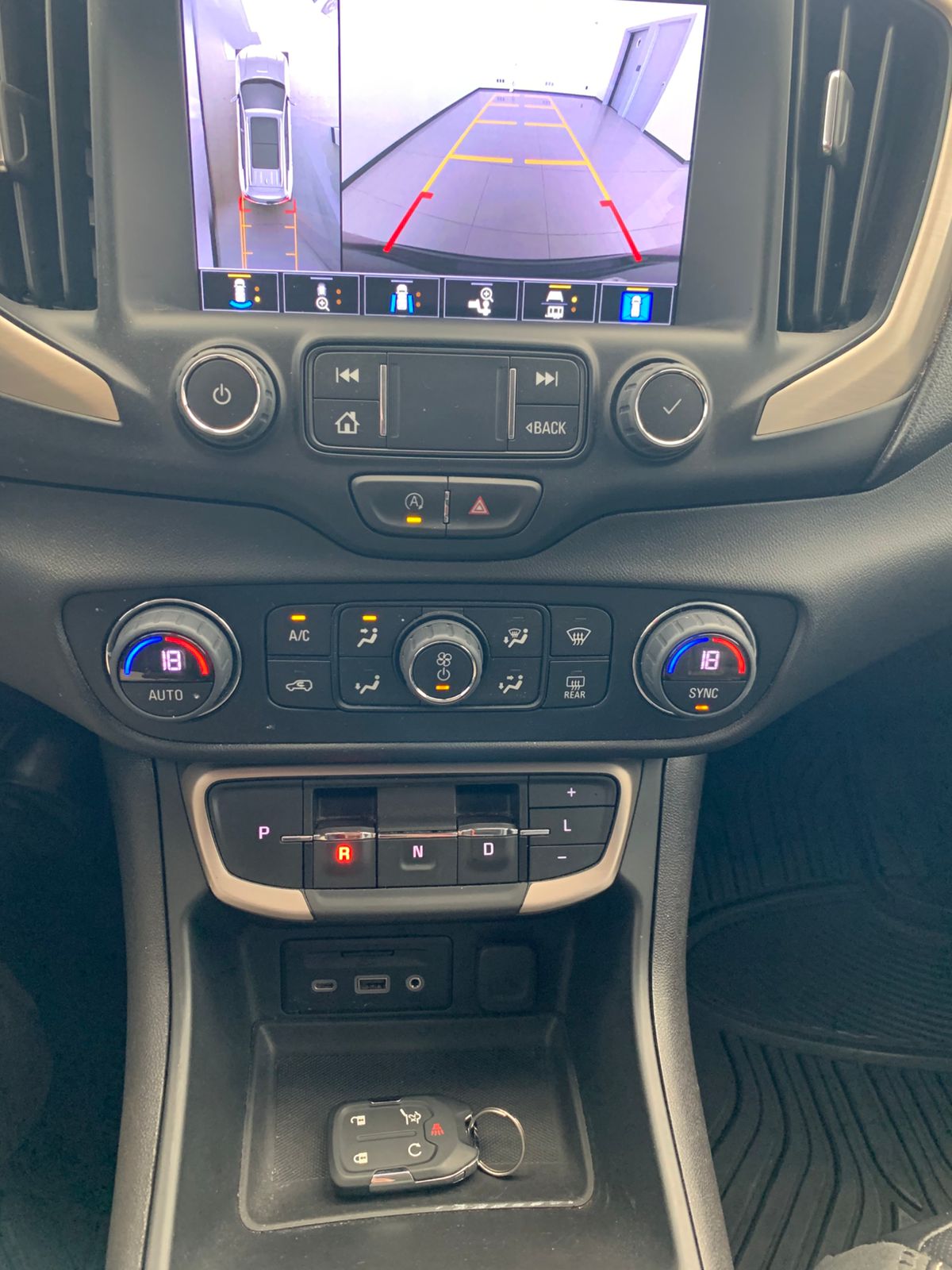 2024 GMC TERRAIN 5P DENALI L41.5T AUT