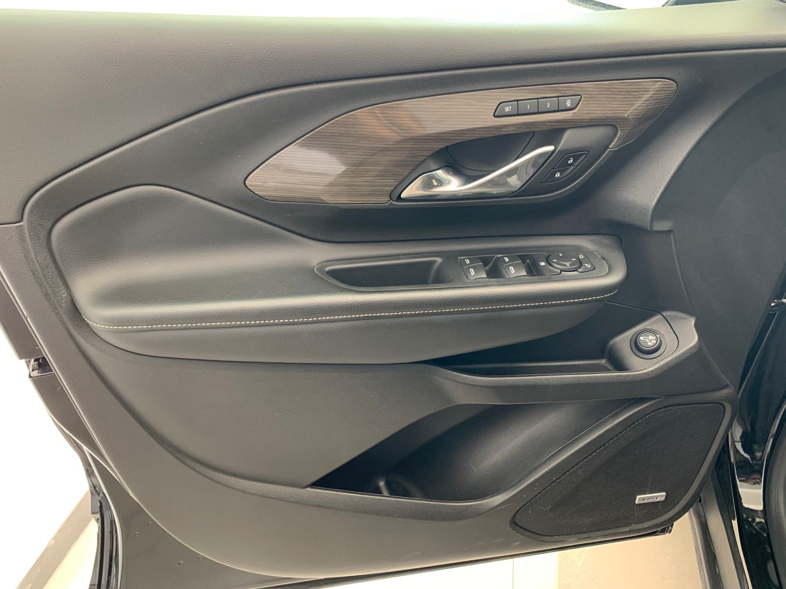 2024 GMC TERRAIN 5P DENALI L41.5T AUT