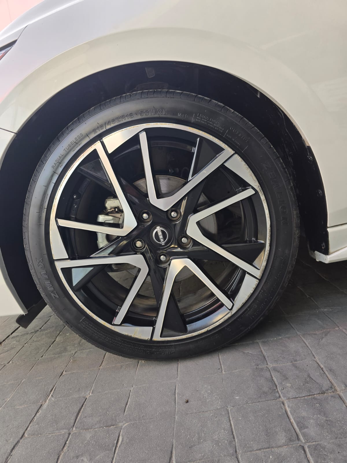 2024 Nissan SENTRA 4P SR L42.0 AUT