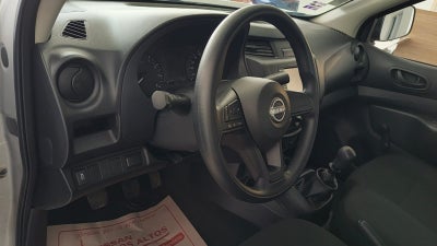 2025 Nissan NP300 CHASIS TM AC VDC