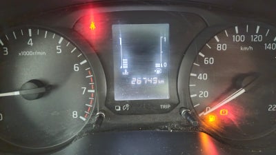 2025 Nissan NP300 CHASIS TM AC VDC