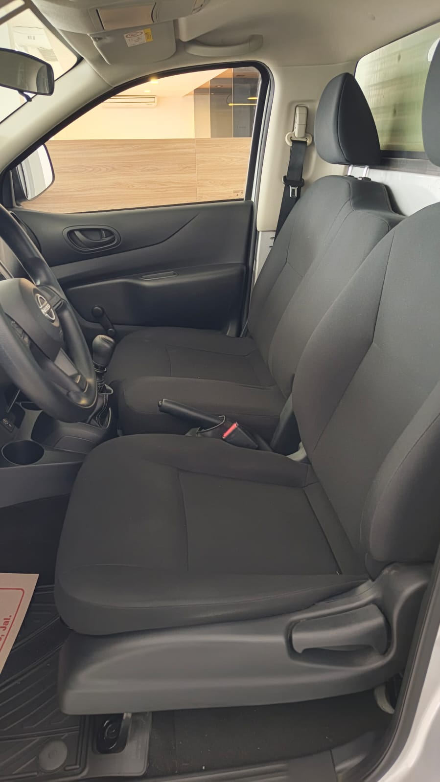 2025 Nissan NP300 CHASIS TM AC VDC